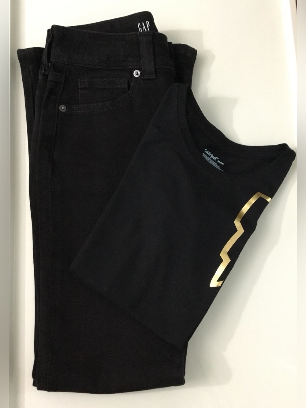 Girls Outfit Set Black Flare Jeans with Gold Accent Tee - K726